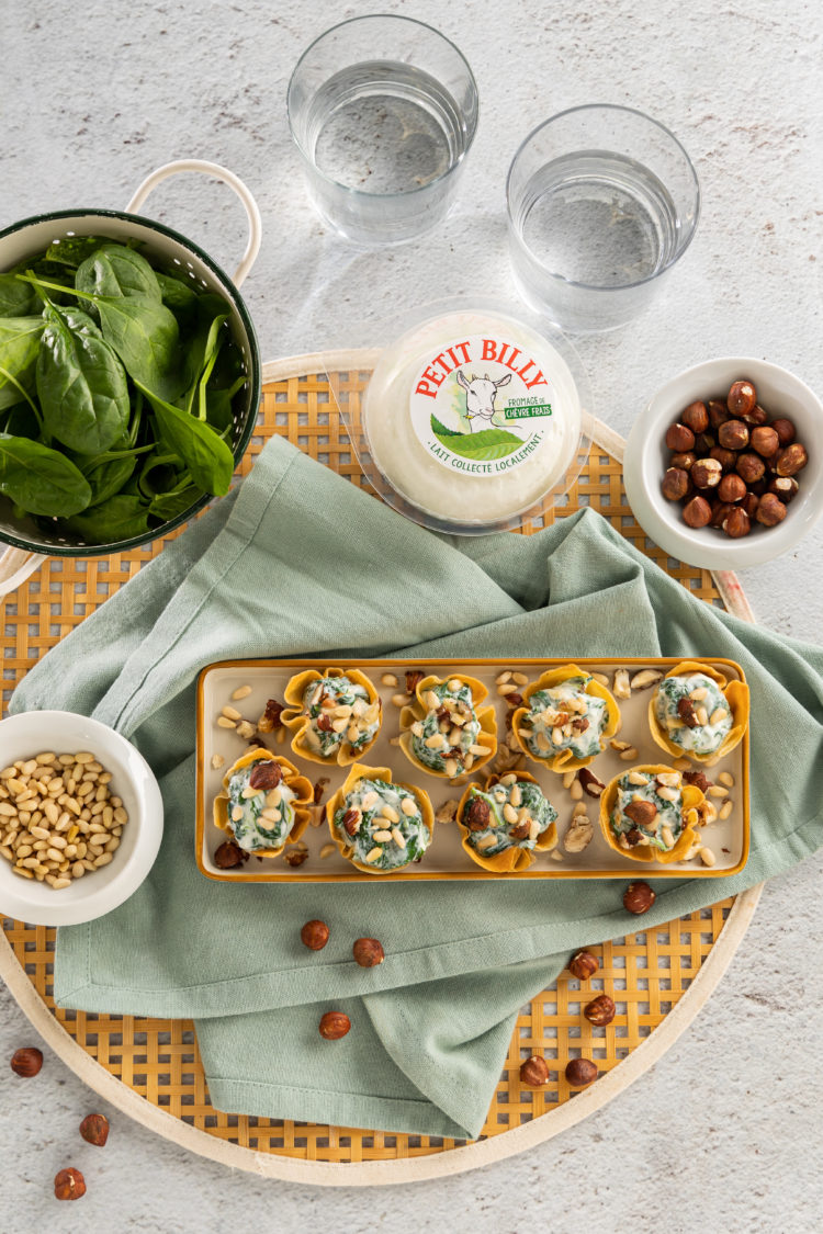 Bouchées de brick au chèvre frais Petit Billy, épinard et pignons de pin